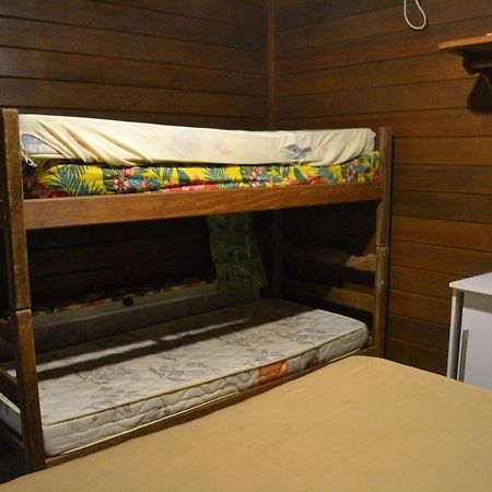 0006.06 -Maranduba - Chale -2 Dorm - 8 Pess - 3 Quadras Do Mar - Piscina Coletiva - Wifi Churrasqueira,Ar Condicionado อูบาตูบา ภายนอก รูปภาพ