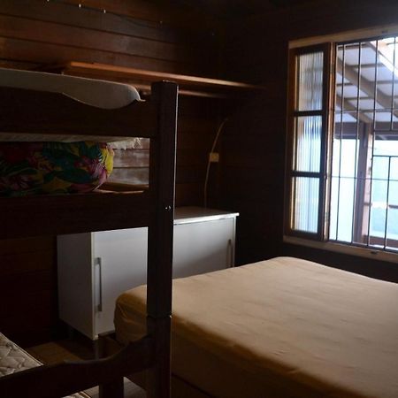0006.06 -Maranduba - Chale -2 Dorm - 8 Pess - 3 Quadras Do Mar - Piscina Coletiva - Wifi Churrasqueira,Ar Condicionado อูบาตูบา ภายนอก รูปภาพ