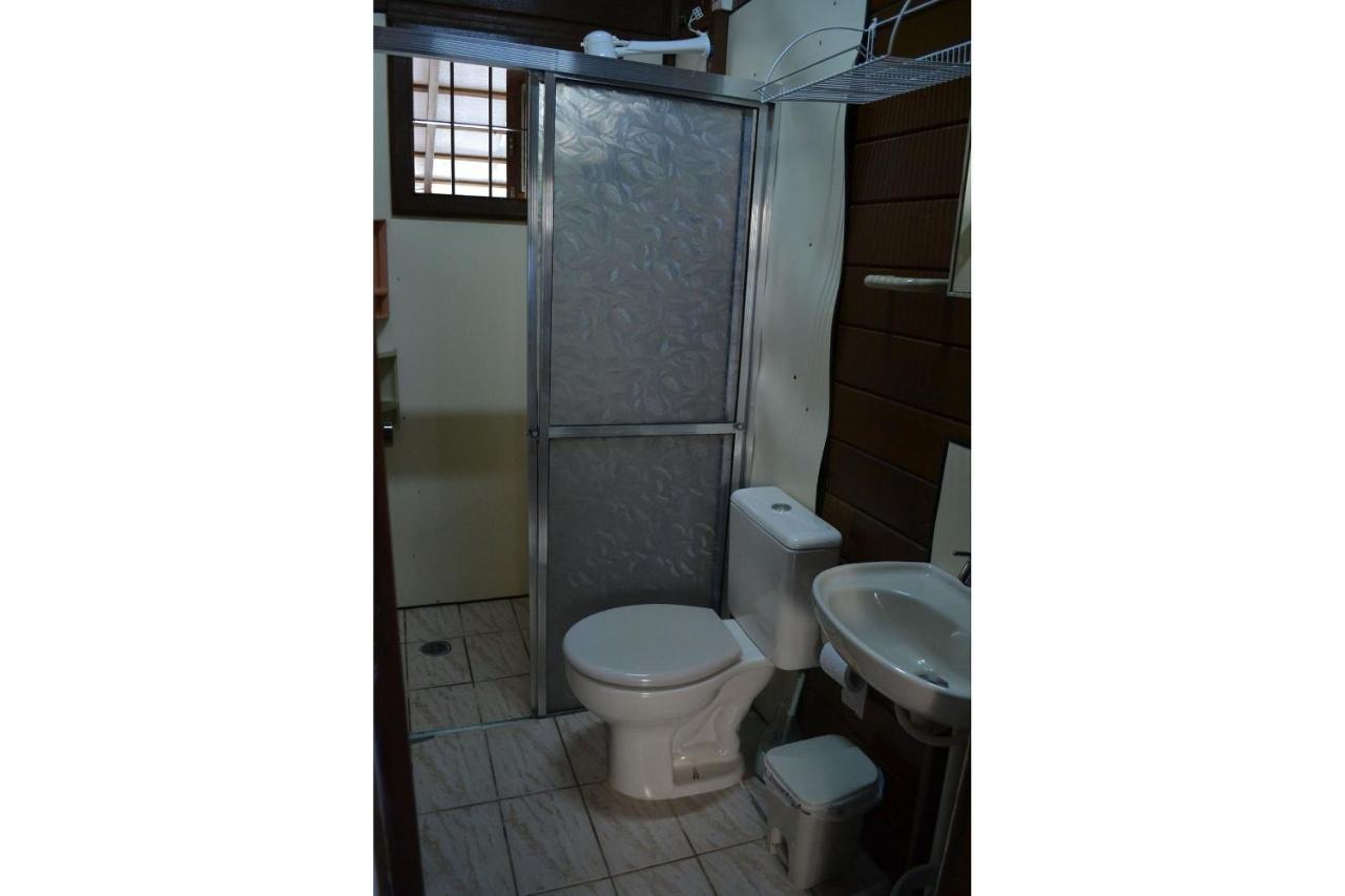 0006.06 -Maranduba - Chale -2 Dorm - 8 Pess - 3 Quadras Do Mar - Piscina Coletiva - Wifi Churrasqueira,Ar Condicionado อูบาตูบา ภายนอก รูปภาพ