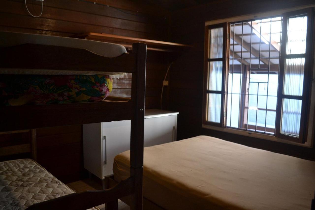 0006.06 -Maranduba - Chale -2 Dorm - 8 Pess - 3 Quadras Do Mar - Piscina Coletiva - Wifi Churrasqueira,Ar Condicionado อูบาตูบา ภายนอก รูปภาพ